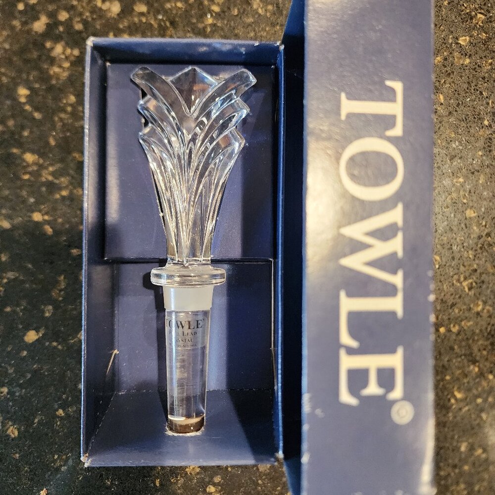 TOWLE FULL LEAD CRYSTAL WINE BOTTLE STOPPER-NEW IN THE BOX